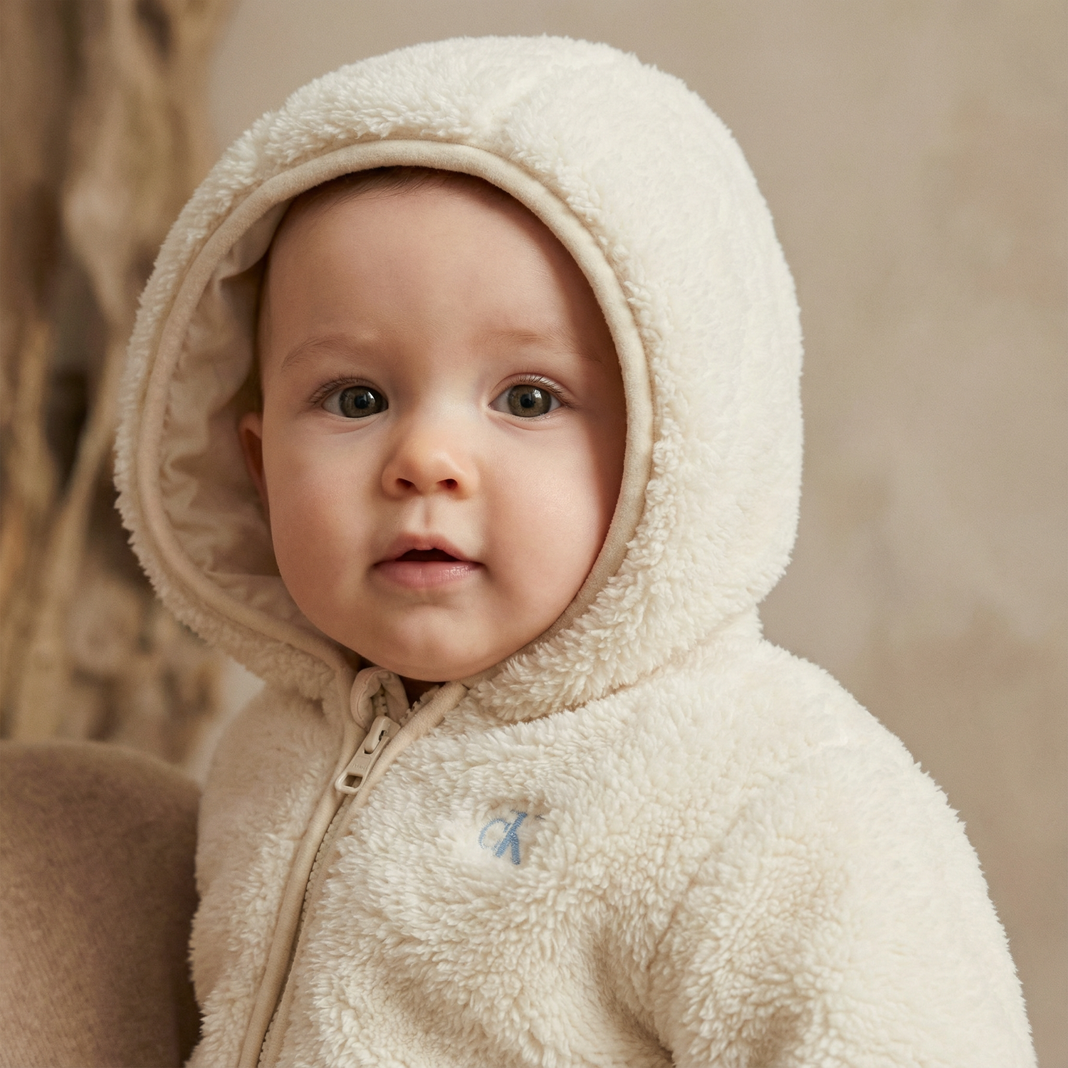 Newborn (0–6m)
