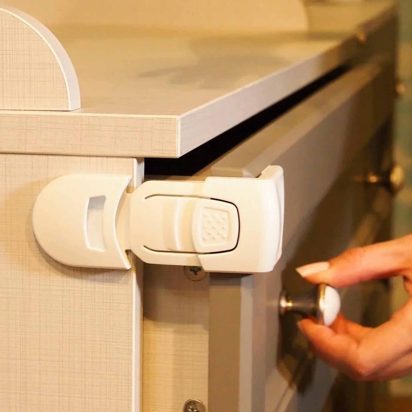 baby plus Double-Buttoned Drawer Lock