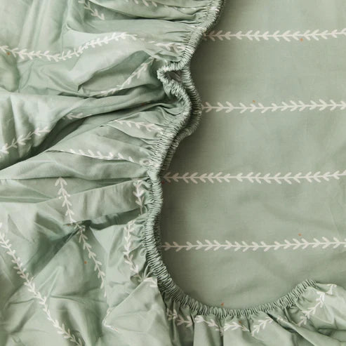 Kabode - Organic Cot Bed Fitted Sheet - Vine Mint