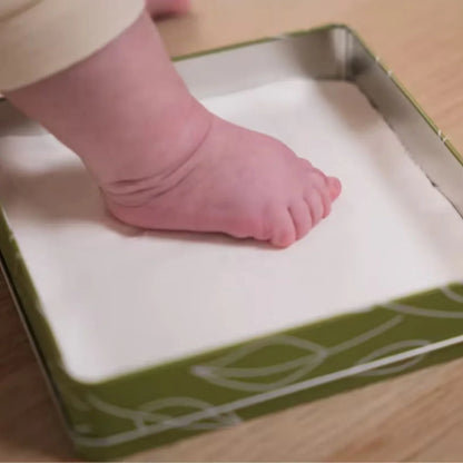 Petit Artichaut Boîte carrée pour empreintes de mains et de pieds de bébé - Olivier