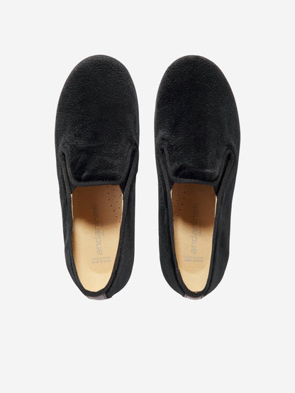 Andanines Boys Velvet Loafers in Black