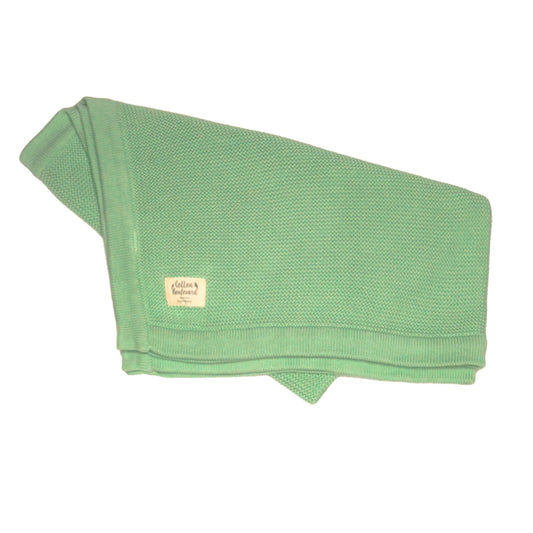 Couverture tricotée en coton biologique vert sauge – 100 x 80 cm