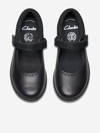 Clarks Girls Leather Etch Pure Shoes in Black (Standard Fit)
