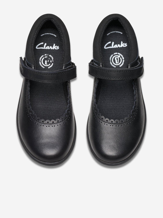 Clarks Girls Leather Etch Pure Shoes in Black (Standard Fit)