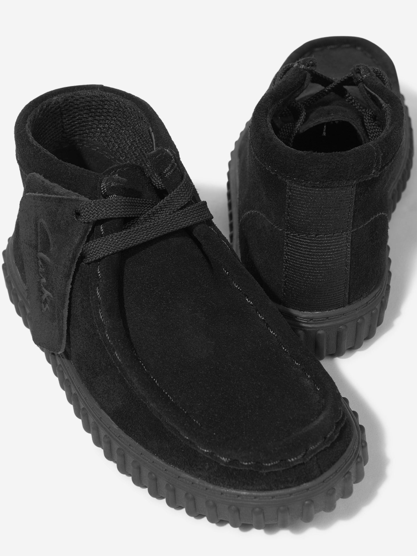 Clarks Kids Suede Tor Hill Boots in Black (Wide Fit)