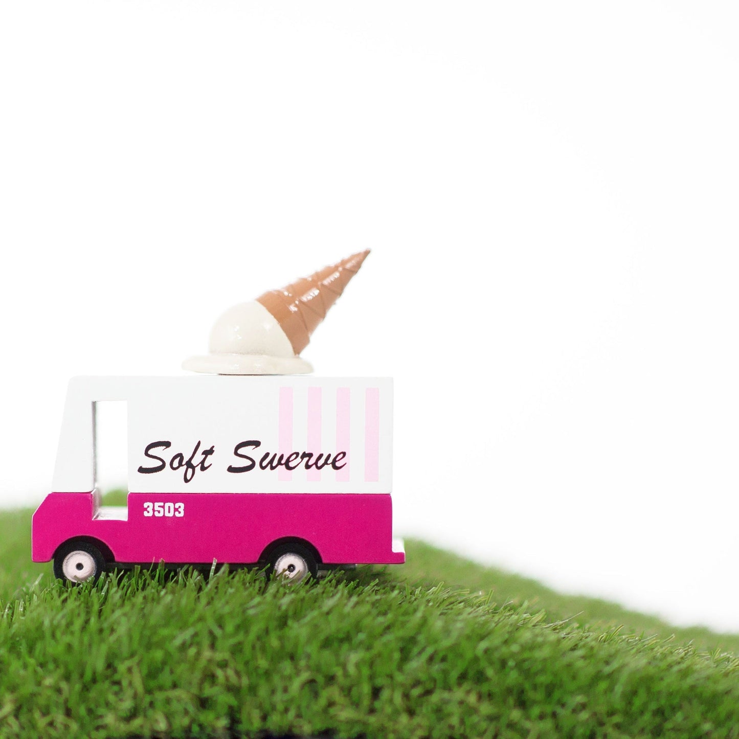 Camionnette de glaces Candylab Candyvan