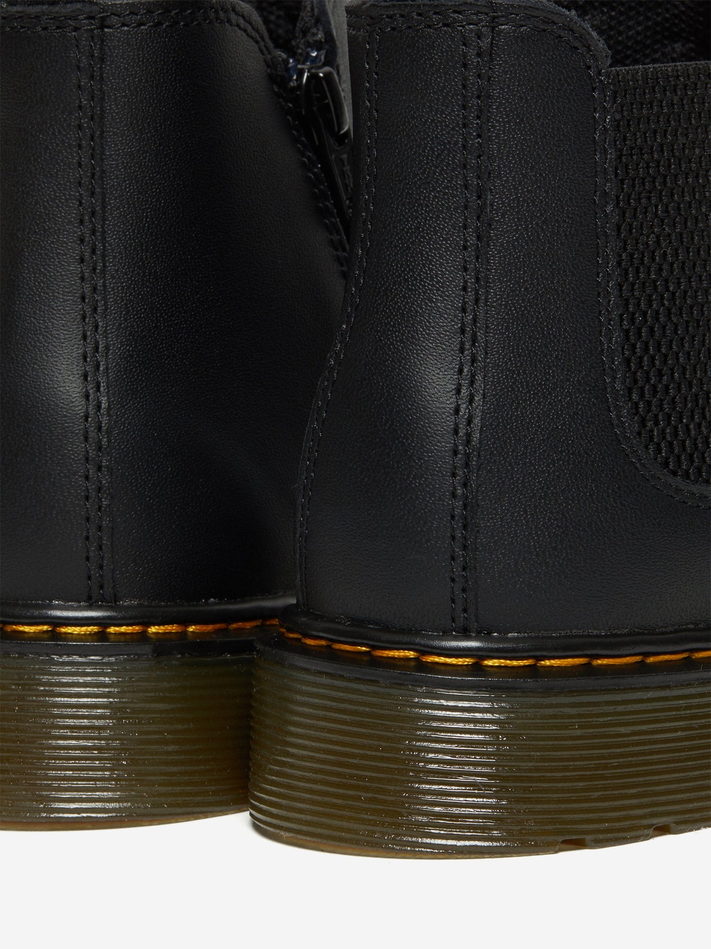 Dr Martens Kids 2976 Softy T Leather Chelsea Boots in Black