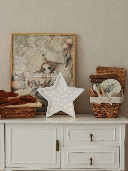 Little Lights Star Lamp in White (29×29x5.5 cm)