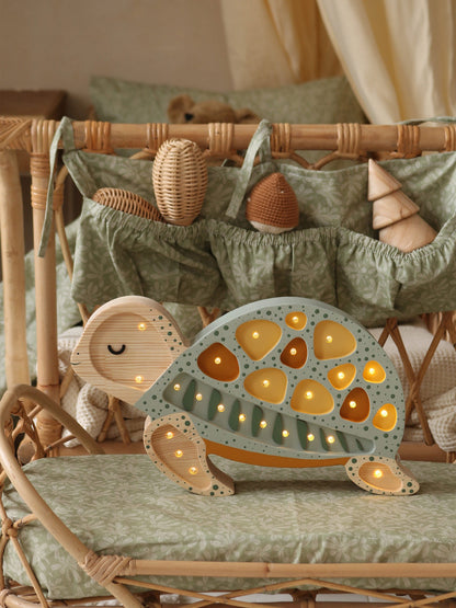 Little Lights Turtle Lamp in Green (22 x 38 x 5.5 cm)