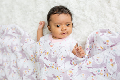 Lulujo - Muslin Swaddle - Unicorns (120cm x 120cm)