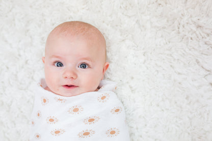 Lulujo - Muslin Swaddle - Suns (100cm x 100cm)