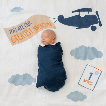 Lulujo - Single Muslin Swaddle & Cards Gift Set- Greatest Adventure