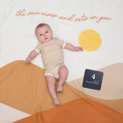 Lulujo - Single Muslin Swaddle & Cards Gift Set- Sun Rise
