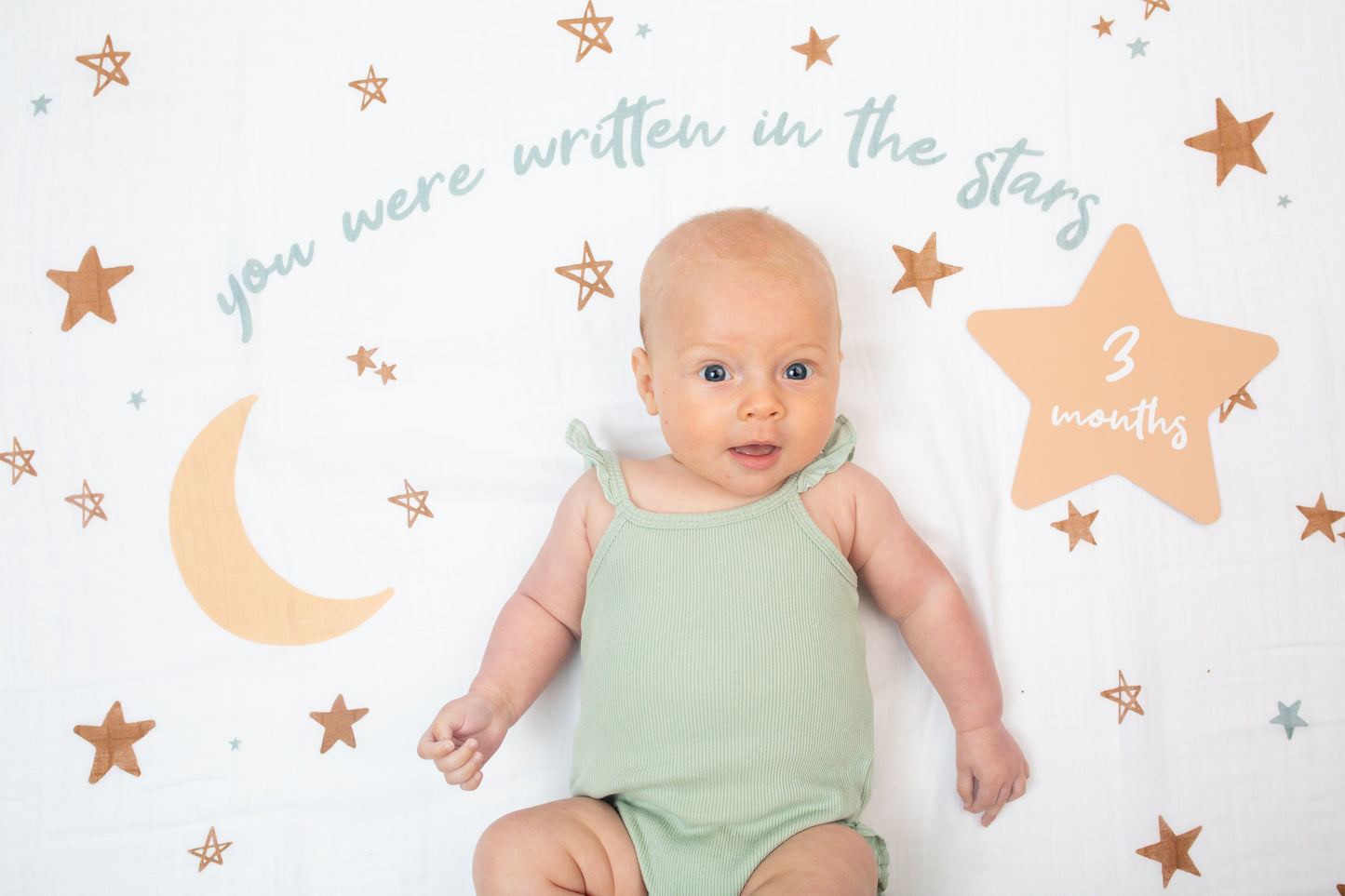 Lulujo - Single Muslin Swaddle & Cards Gift Set- Written In The Stars