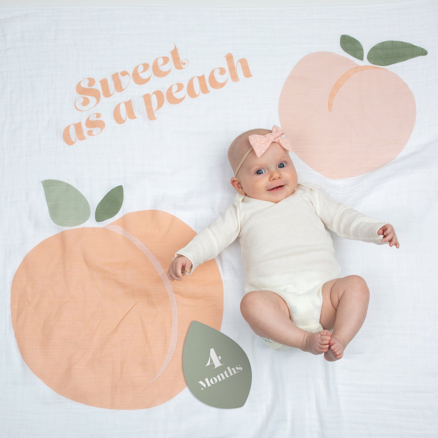 Lulujo - Single Muslin Swaddle & Cards Gift Set- Sweat As A Peach