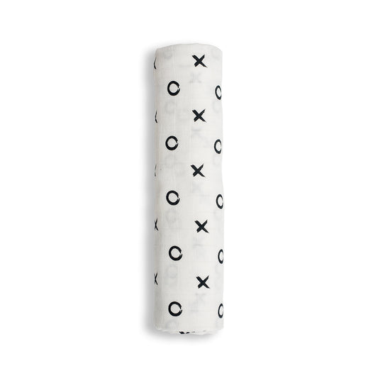 Lulujo - Bamboo Hat and Muslin Swaddle Blanket Gift Set - Hugs & Kisses