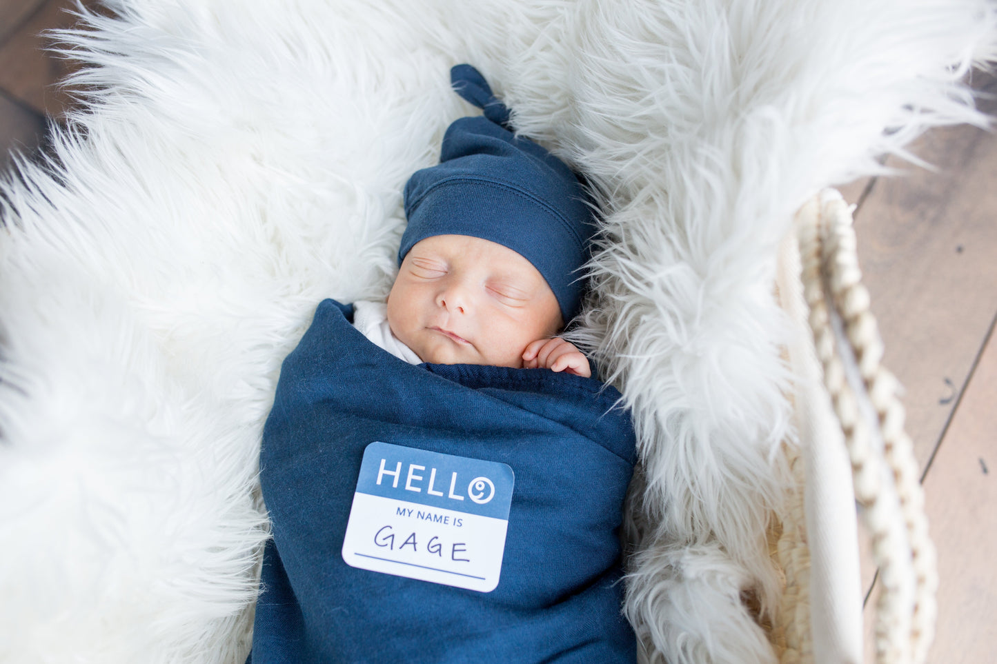 Lulujo - Bamboo Hat and Muslin Swaddle Blanket Gift Set - Navy