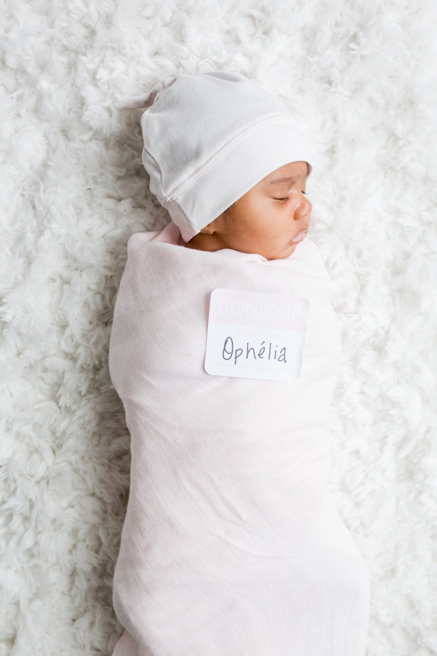 Lulujo - Bamboo Hat and Muslin Swaddle Blanket Gift Set - Pink