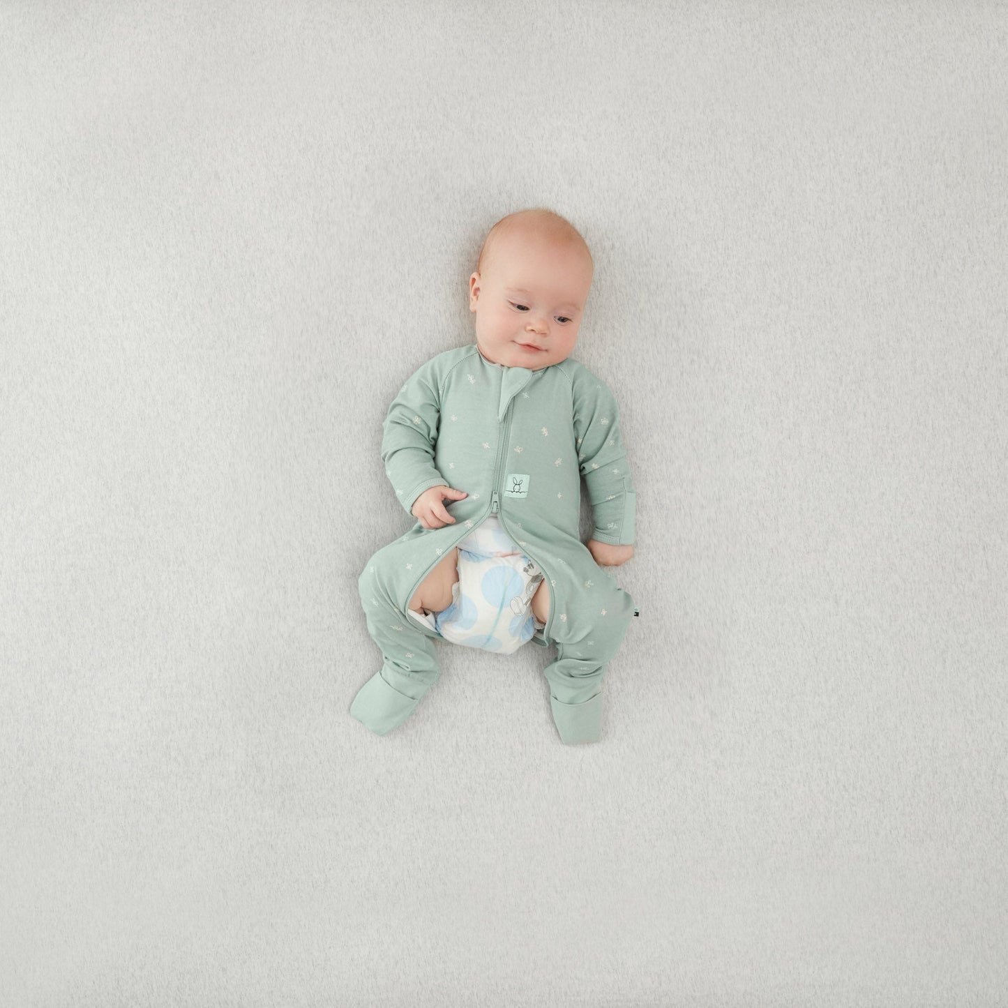 ergoPouch - Organic Layers Long Sleeve Babygrow Sage - Mild 0.2 TOG