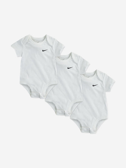Nike Baby Boys 3 Pack Swoosh Bodysuit Set in White