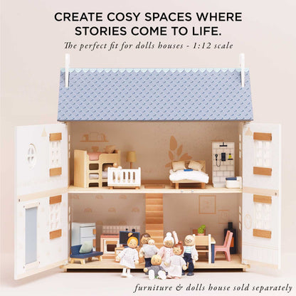 Dolls House Family
