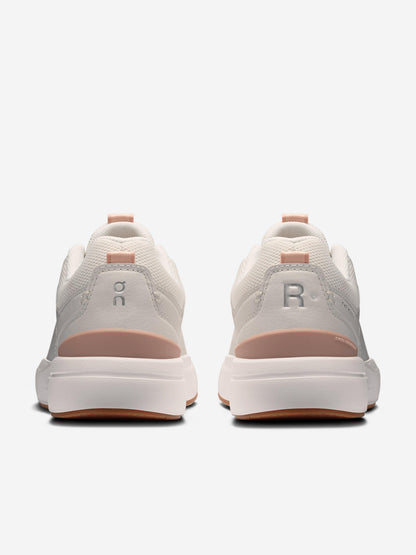 On Running Kids The Roger Trainers in Ivory