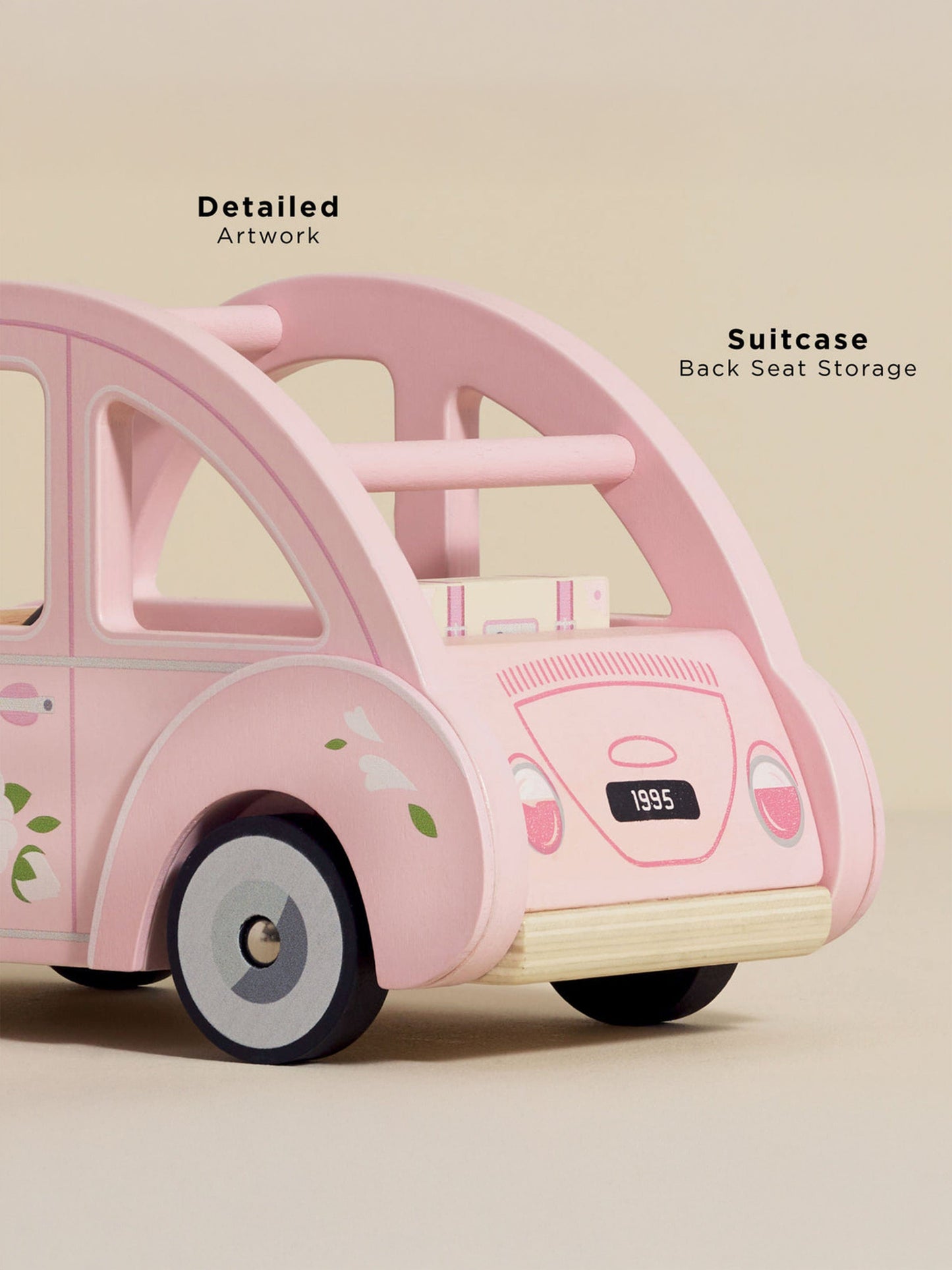 Le Toy Van Sophie's Dolls House Toy Car (22 x 11 x 12cm)
