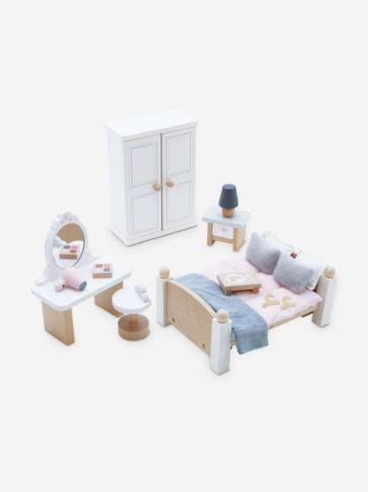 Le Toy Van Wooden Dolls House Bedroom-19 Piece (10.5cm x 5.8cm x 14.8cm)