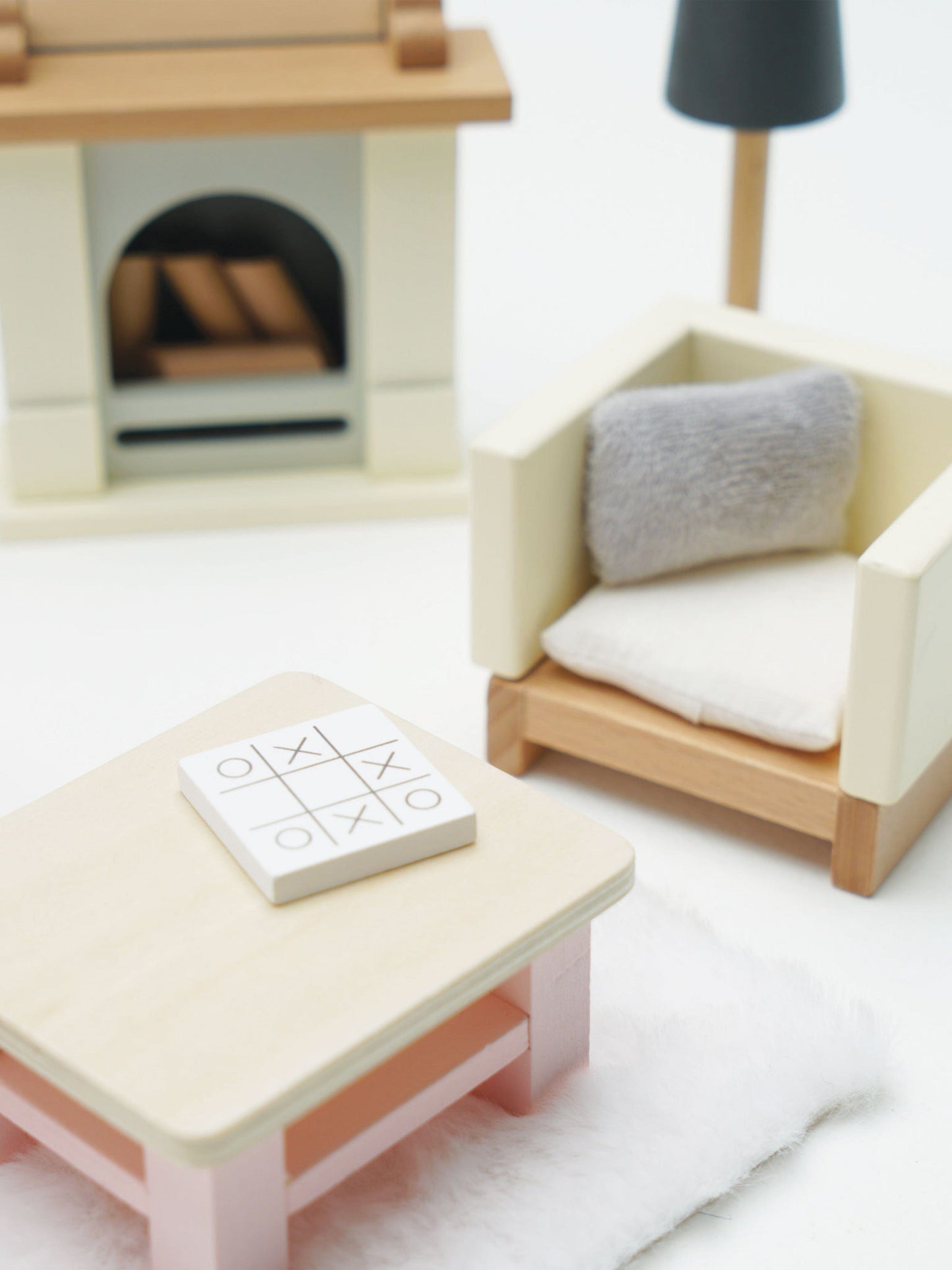 Le Toy Van Wooden Dolls House Living Room-19 Piece (10.5cm x 4cm x 15.2cm)