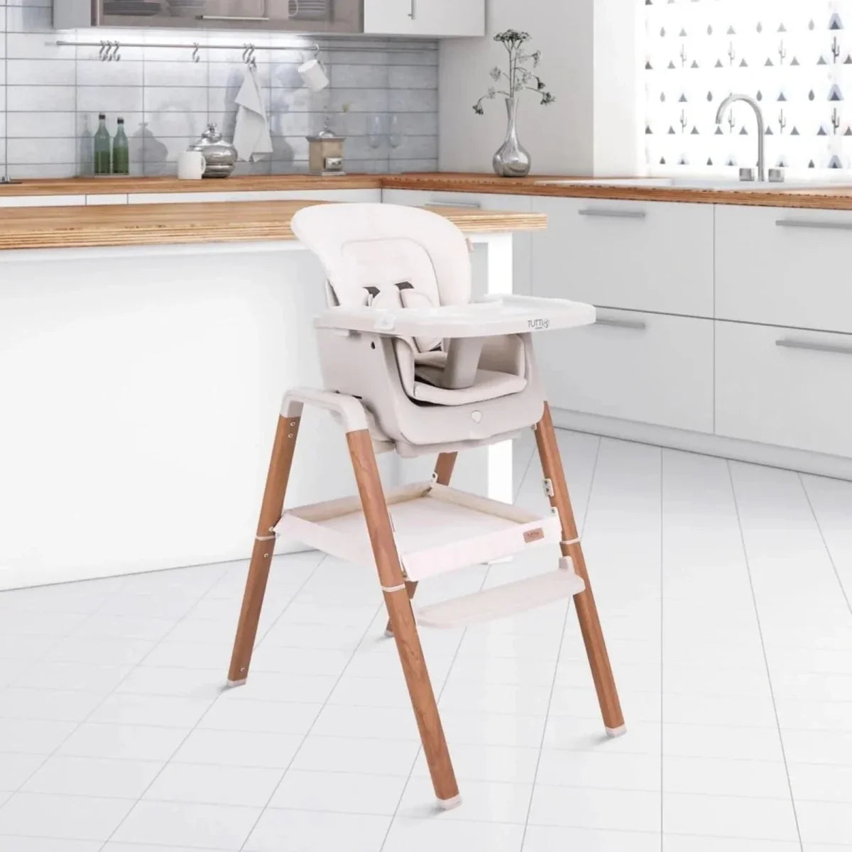 Tutti Bambini Nova Evolutionary Highchair - Scandinavian Walnut/Ecru