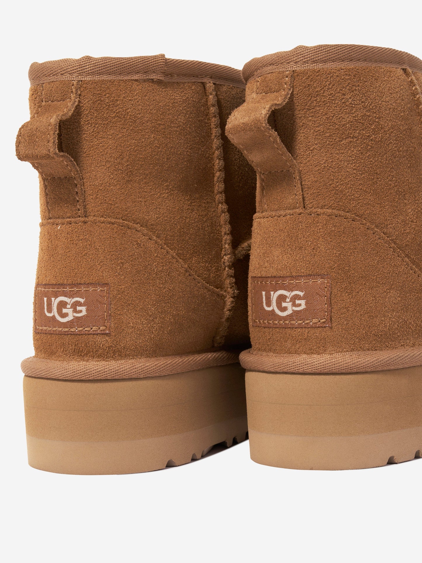 UGG Girls Classic Mini Platform Boots in Chestnut