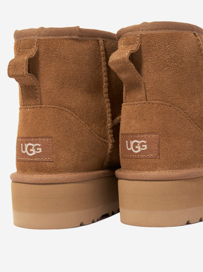 UGG Girls Classic Mini Platform Boots in Chestnut