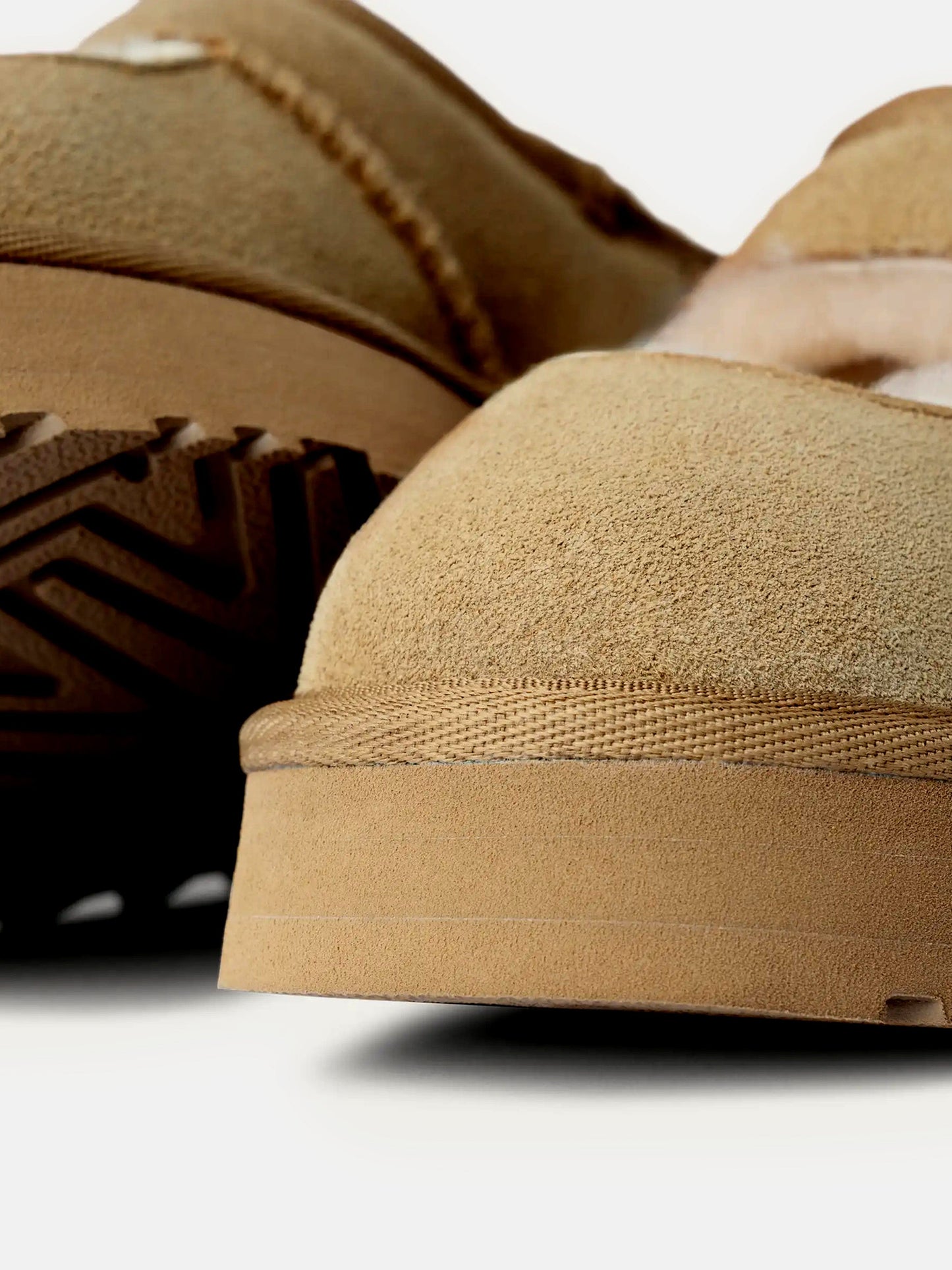 UGG Girls Bea Mary Jane in Beige