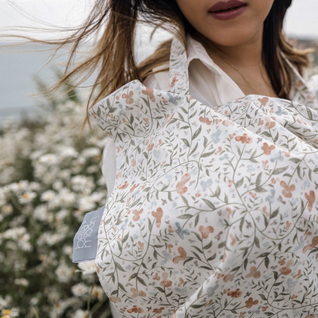 Feeding & Pumping Privacy Cover - Sweet & Wild - The Little Hive