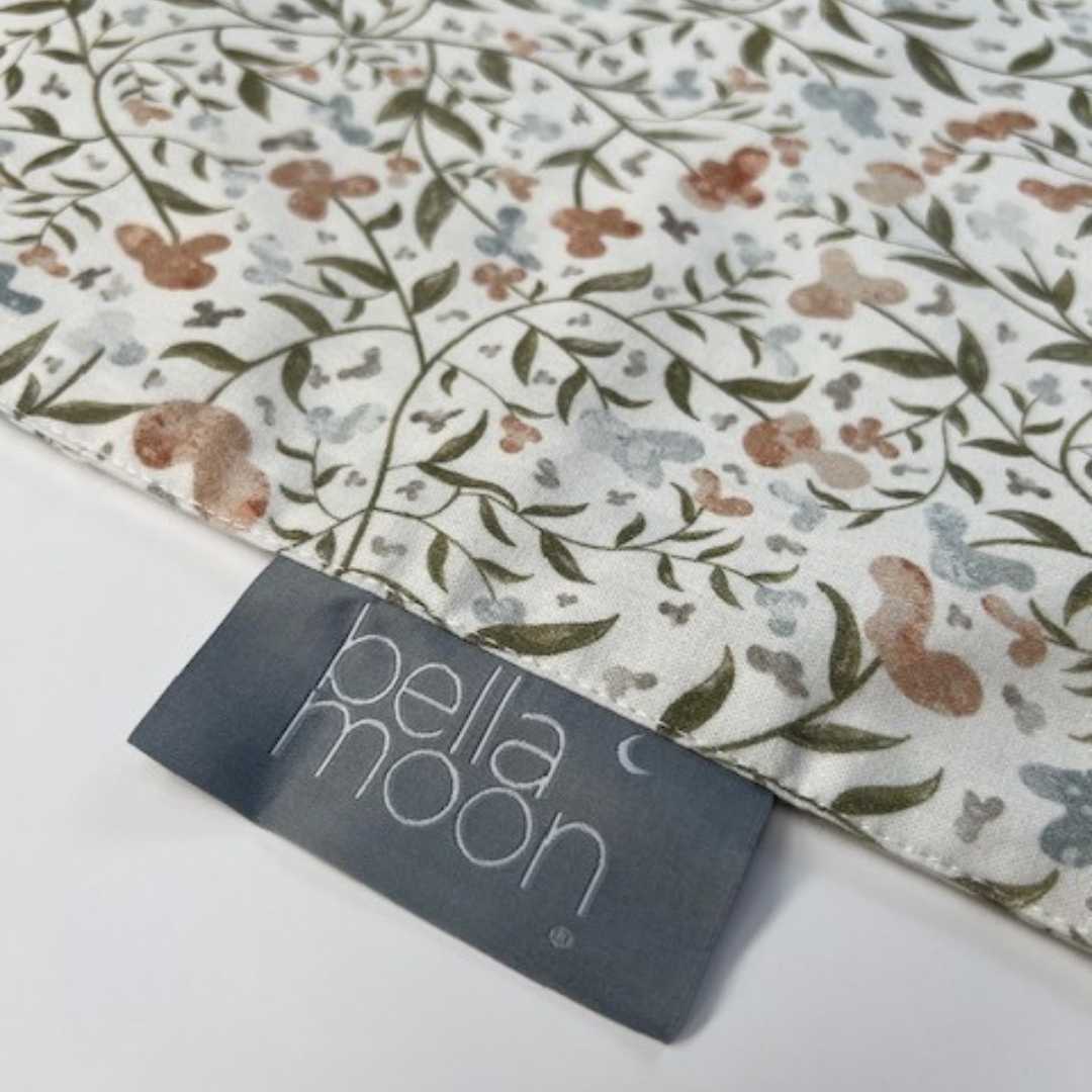 Feeding & Pumping Privacy Cover - Sweet & Wild - The Little Hive