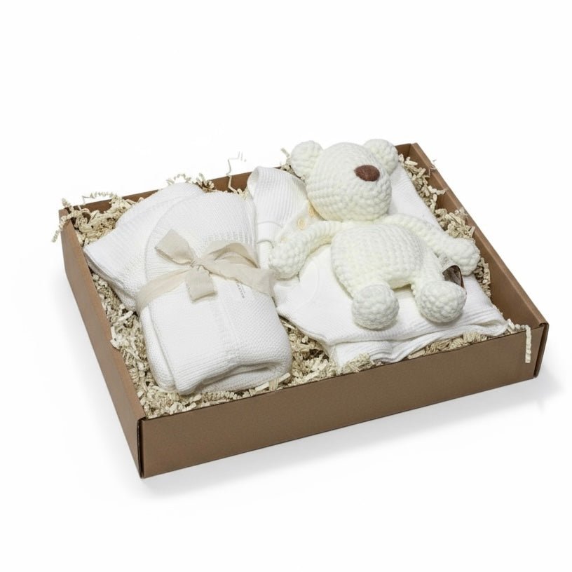 Newborn Knit Gift Box – Cream & White (0–6 Months) - The Little Hive
