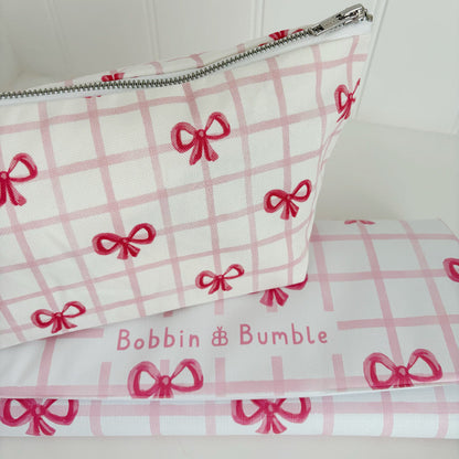 Nappy Wallet - Pink Bows