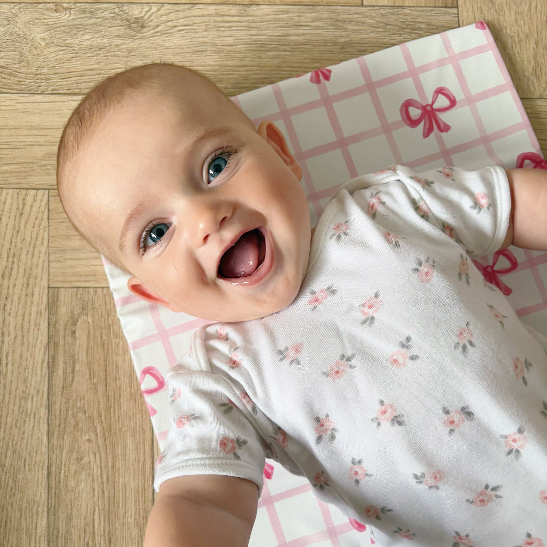 Travel Changing Mat - Pink Bows